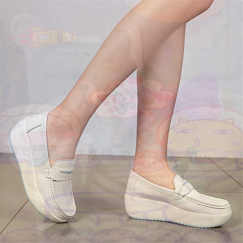 Plataform Sepatu Kets Merah Mu - Wedding Supply Superstore ulasan dan harga